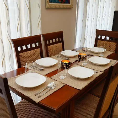 New Bazaar Bliss تيرانا